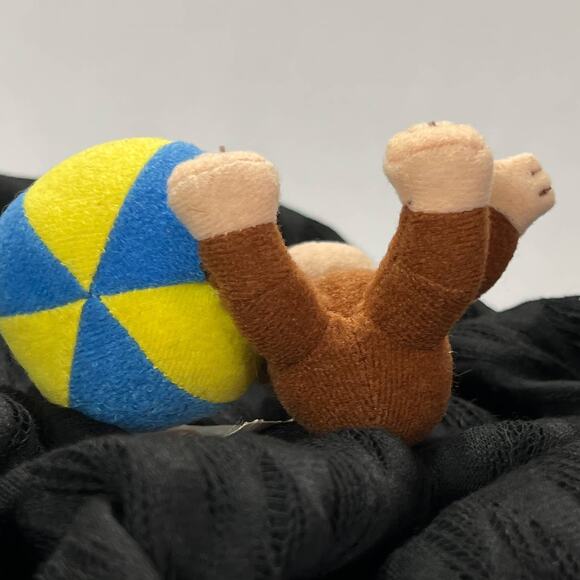 Miniature Vintage Curious George Plush Toy Collectible with Circus Ball 4" - Picture 9 of 15